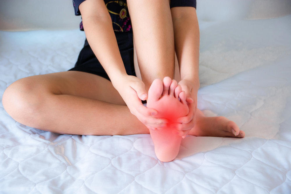 Skauda pėdą ryte – ar tai plantarinis fascitas?