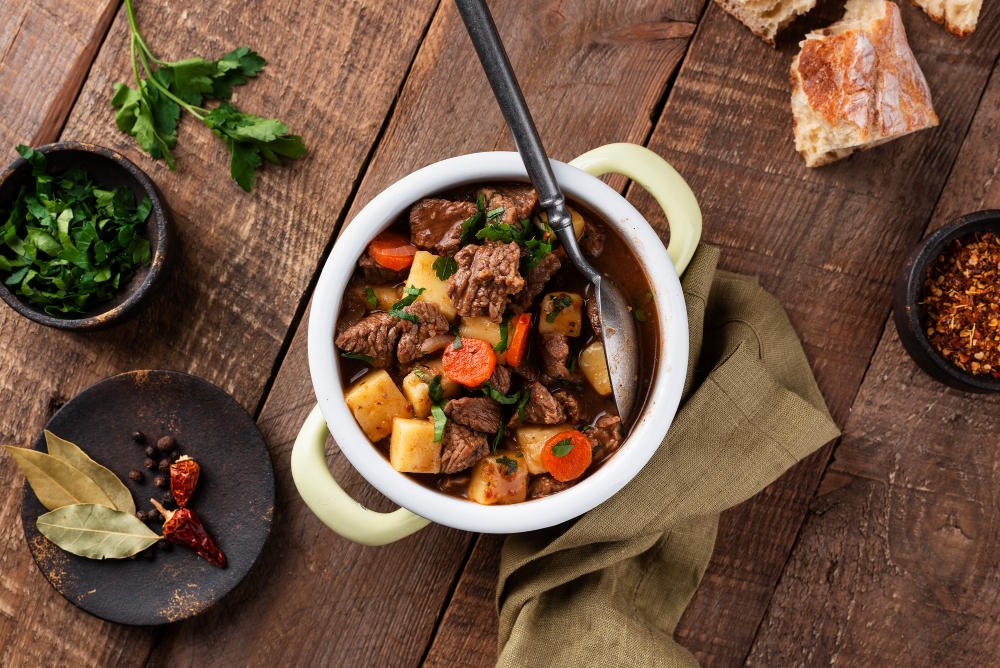 Troškinys su jautiena ir daržovėmis