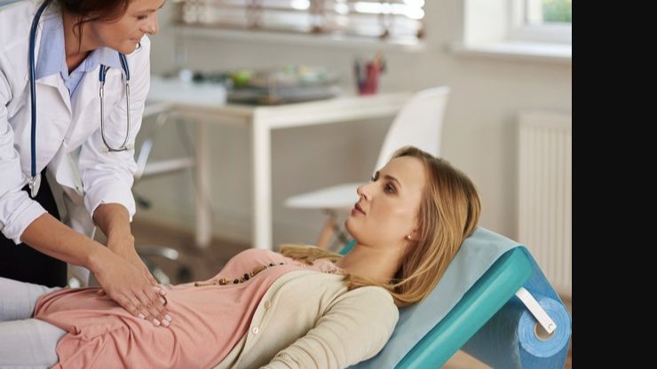 Paciento pokalbis su sveikatos specialistu apie kasos uždegimą